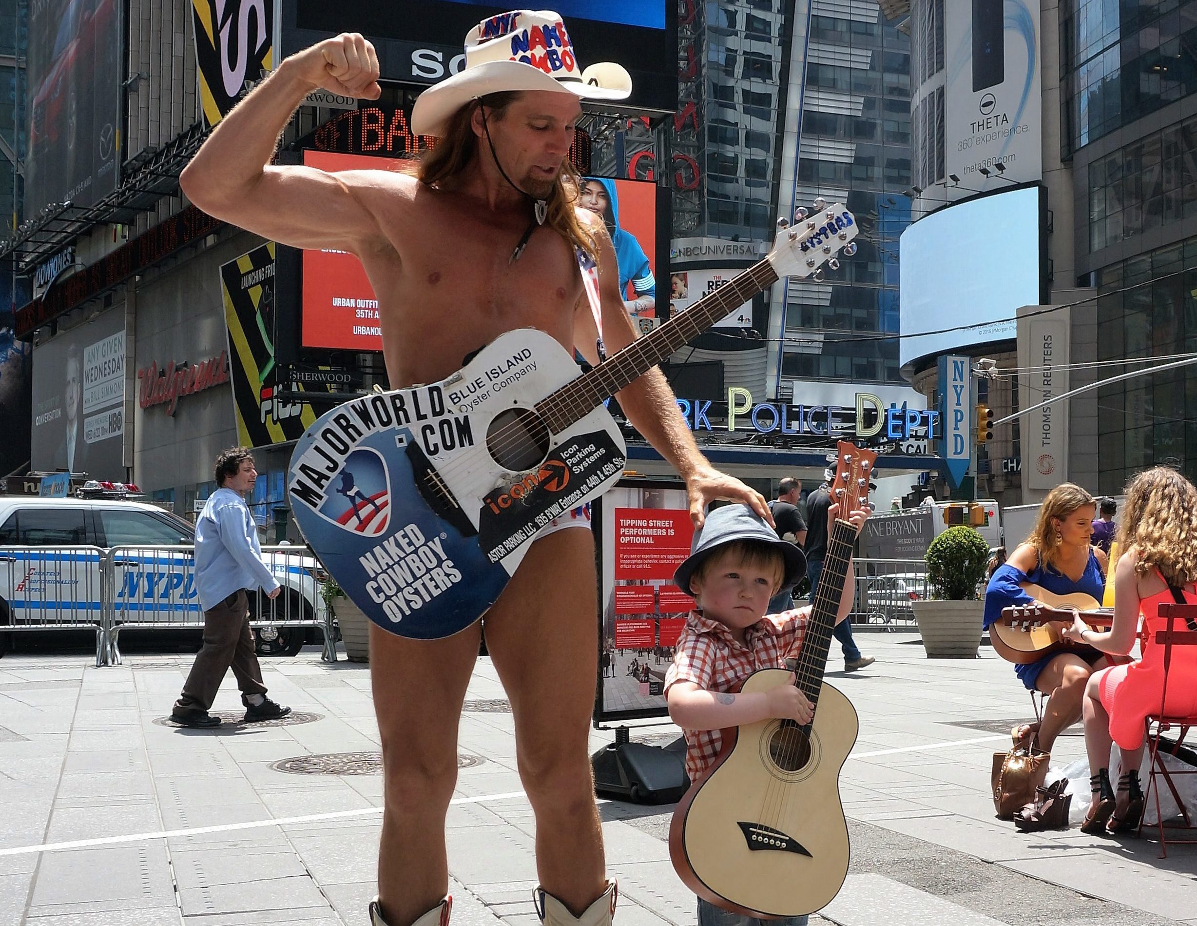 Guitars in Times Square – Make Music NY Fest