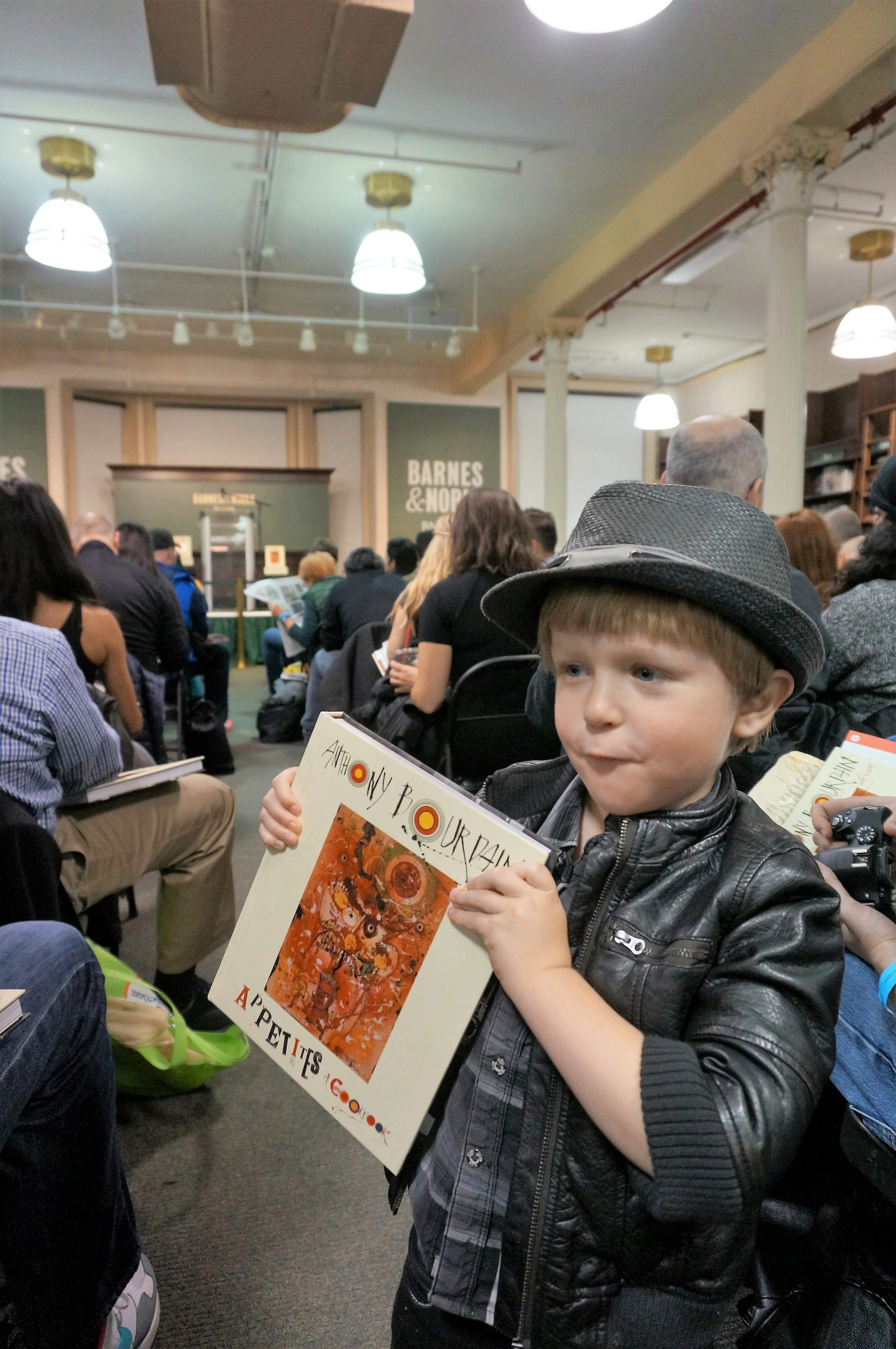 anthony-bourdain-book-signing-d