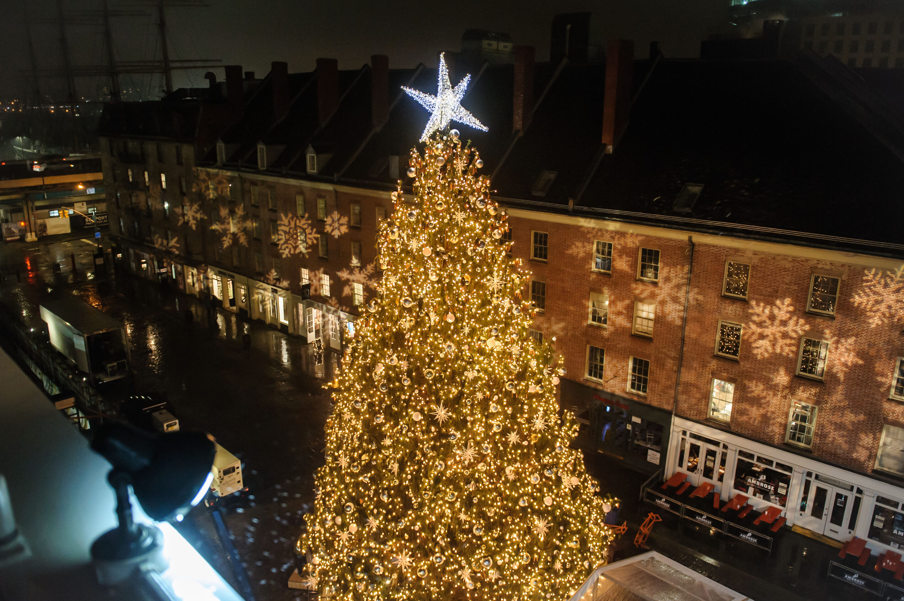 Tree Lighting in NYC – South Street Seaport