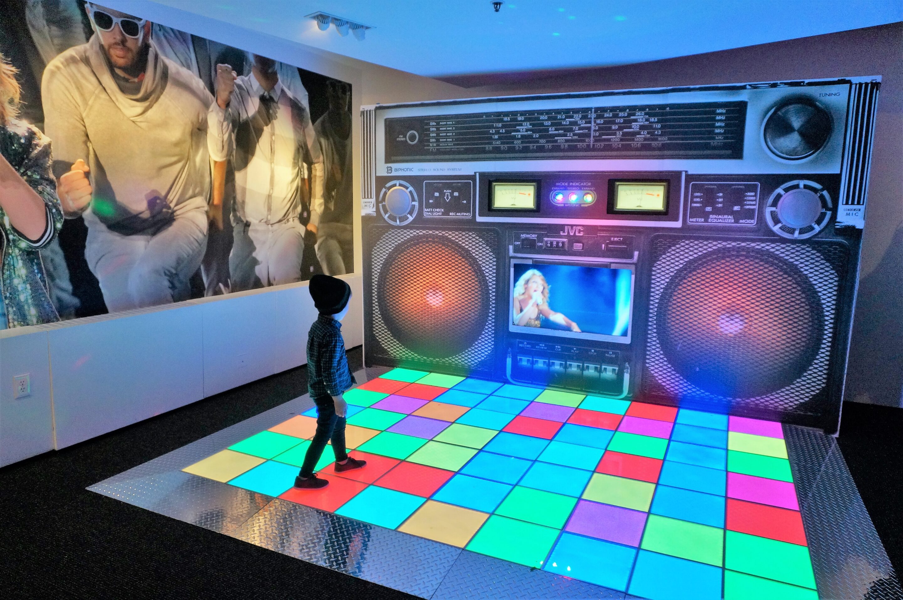 Shake it Off – Taylor Swift Experience