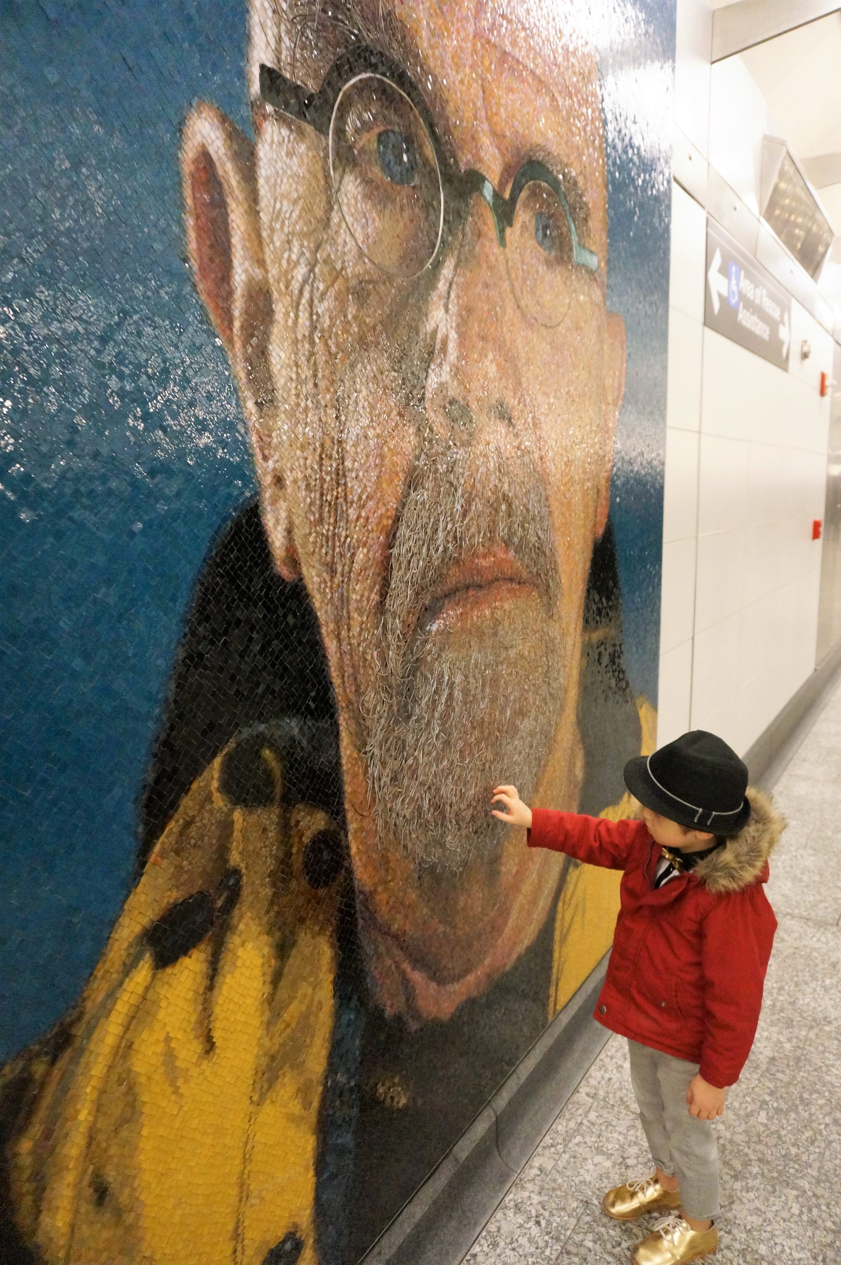 Self Portrait of Chuck Close at the Second Ave Subway