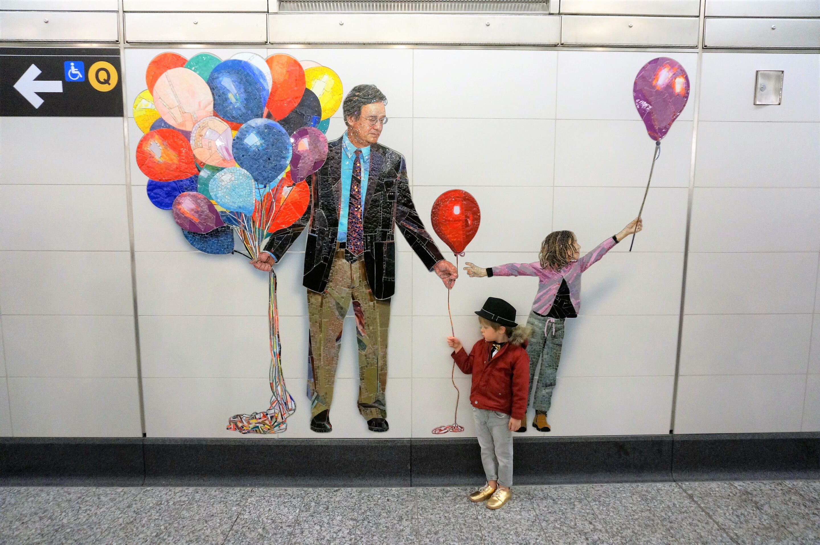 Vik Muniz Perfect Strangers Art Balloon