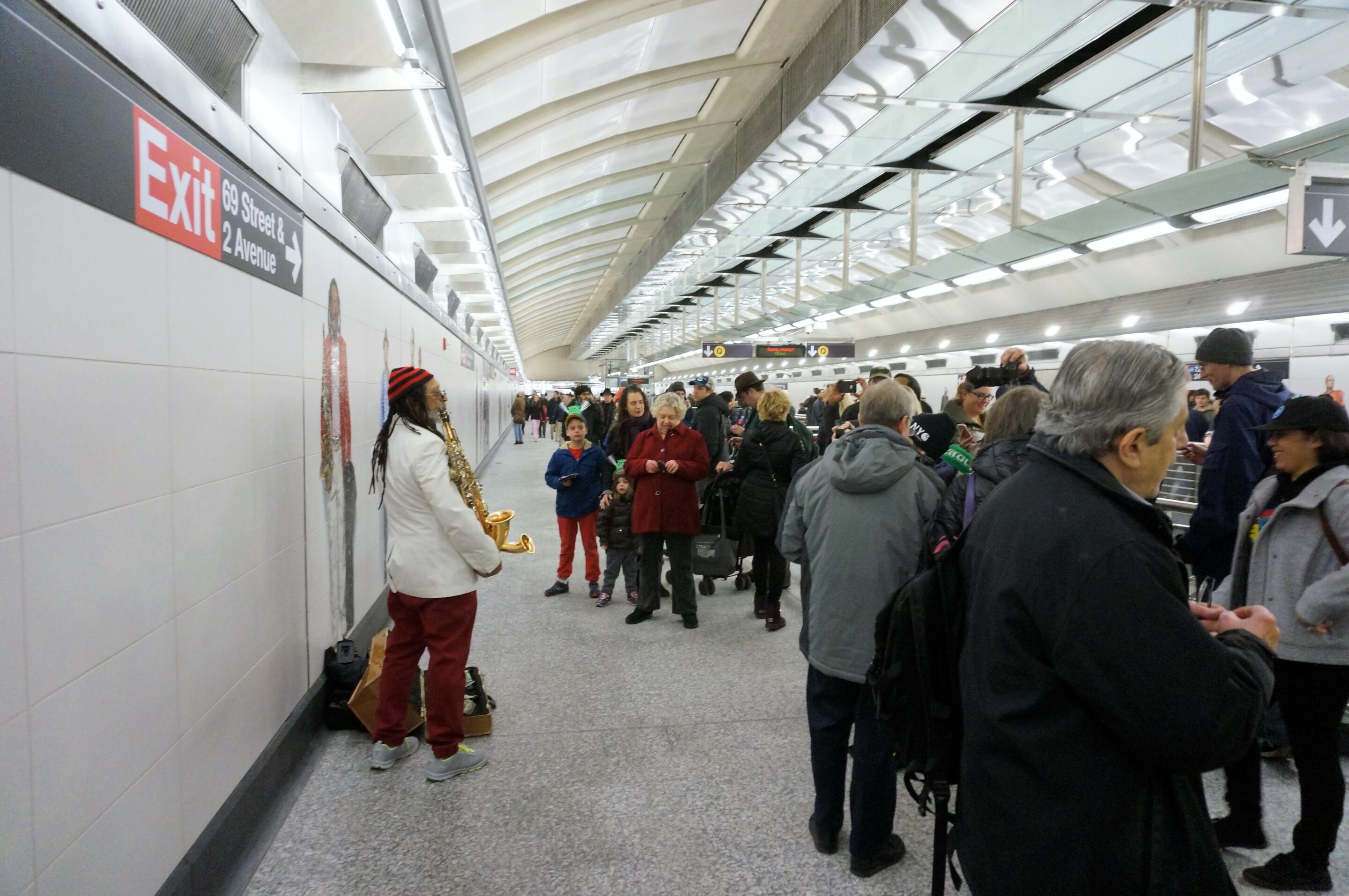 The crowds surrond George Braith at Second Ave Subway Opening