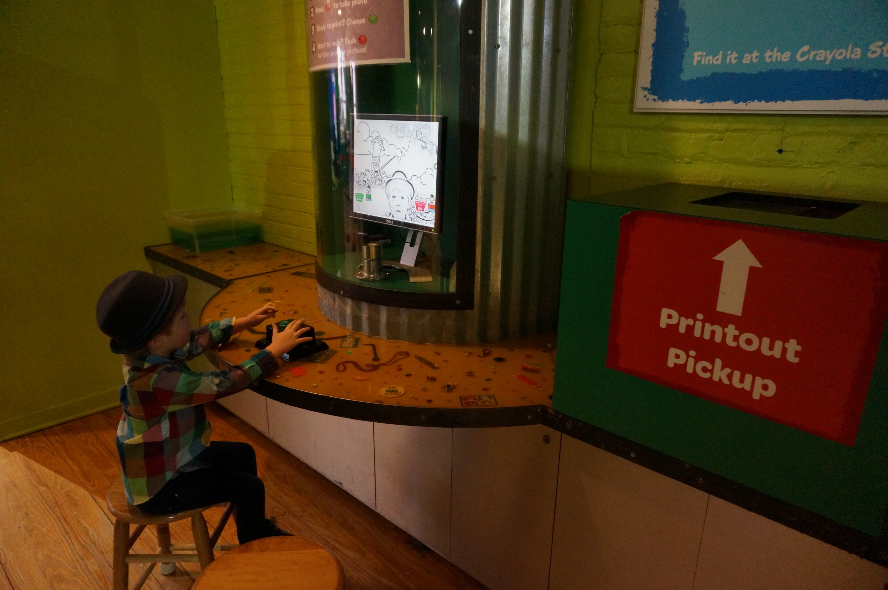 Crayola Experience in Easton - Be a Star