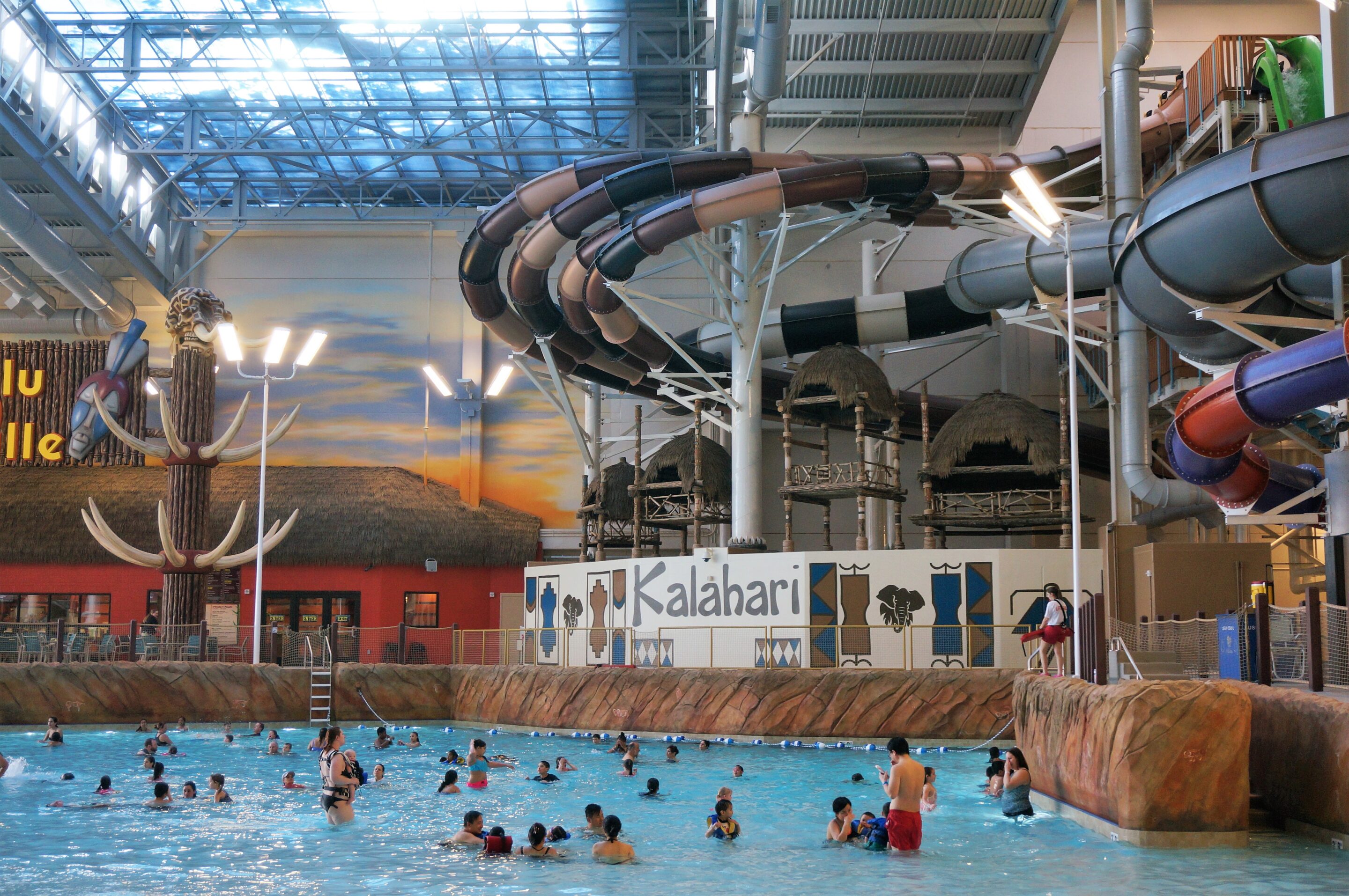 New wave pool at Kalahari Waterpark Poconos