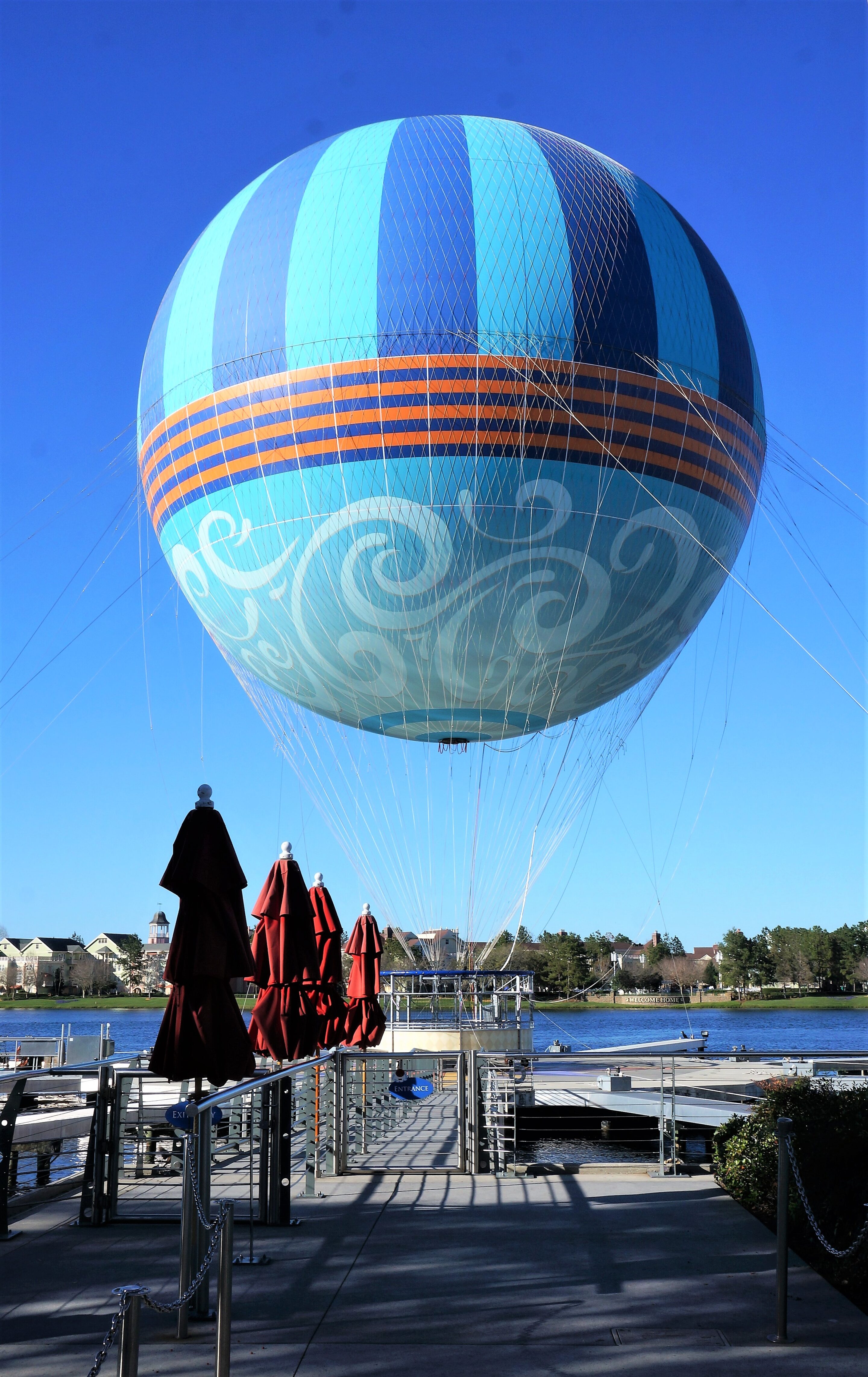 Balloon rides at Disney Springs