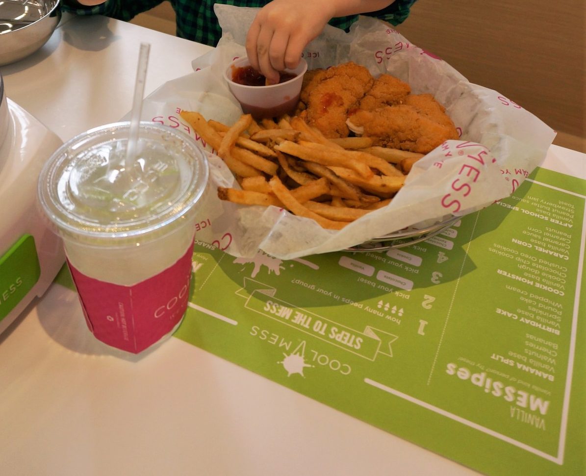 Lunch at CoolMess