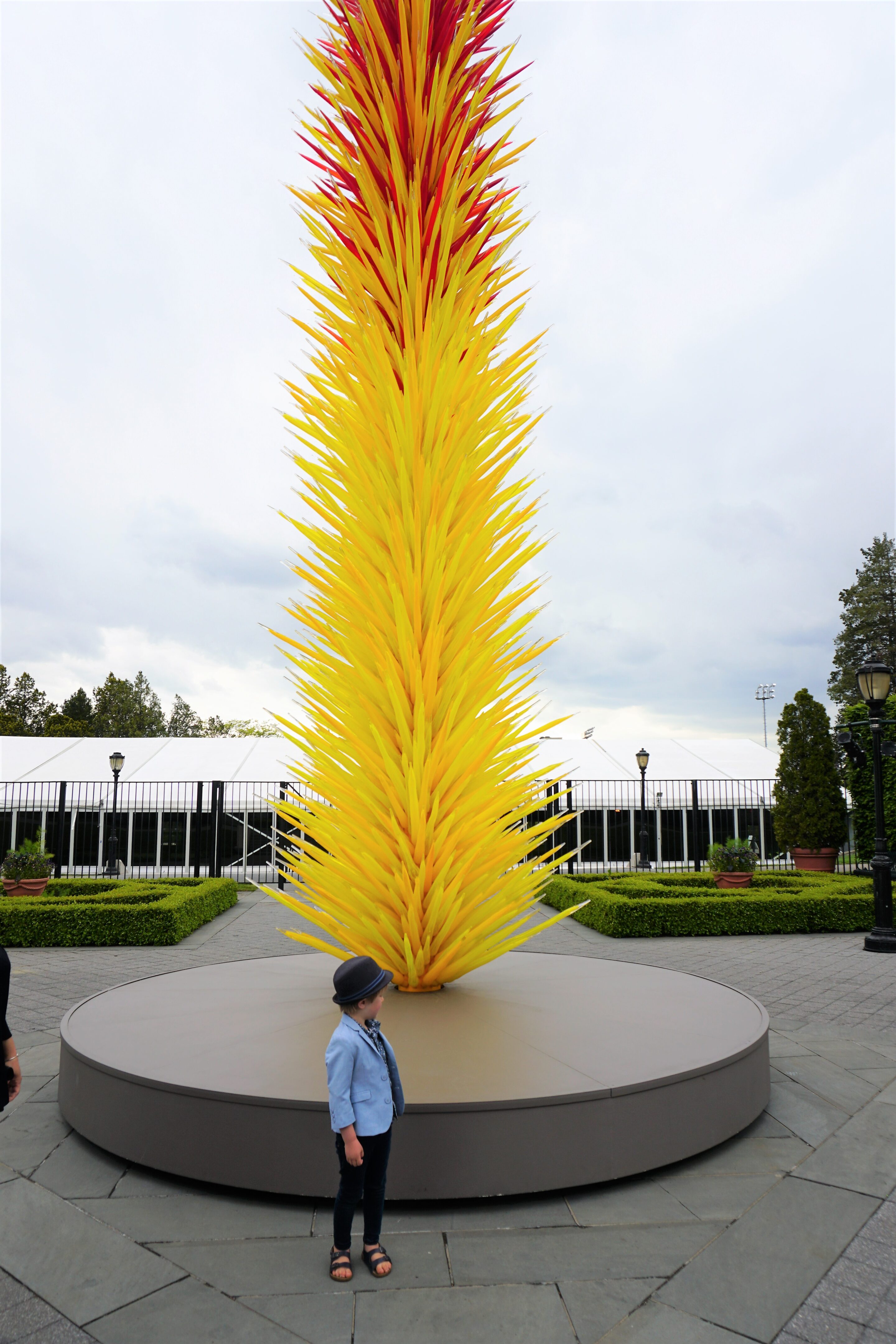 Chihuly: Scarlet and Yellow Icicle Tower