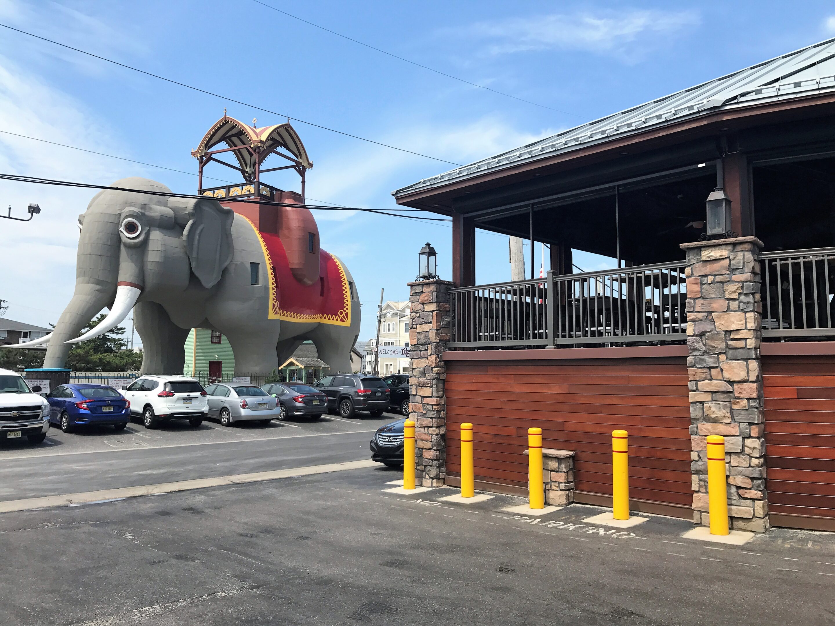 pulling up to Lucy the Elephant