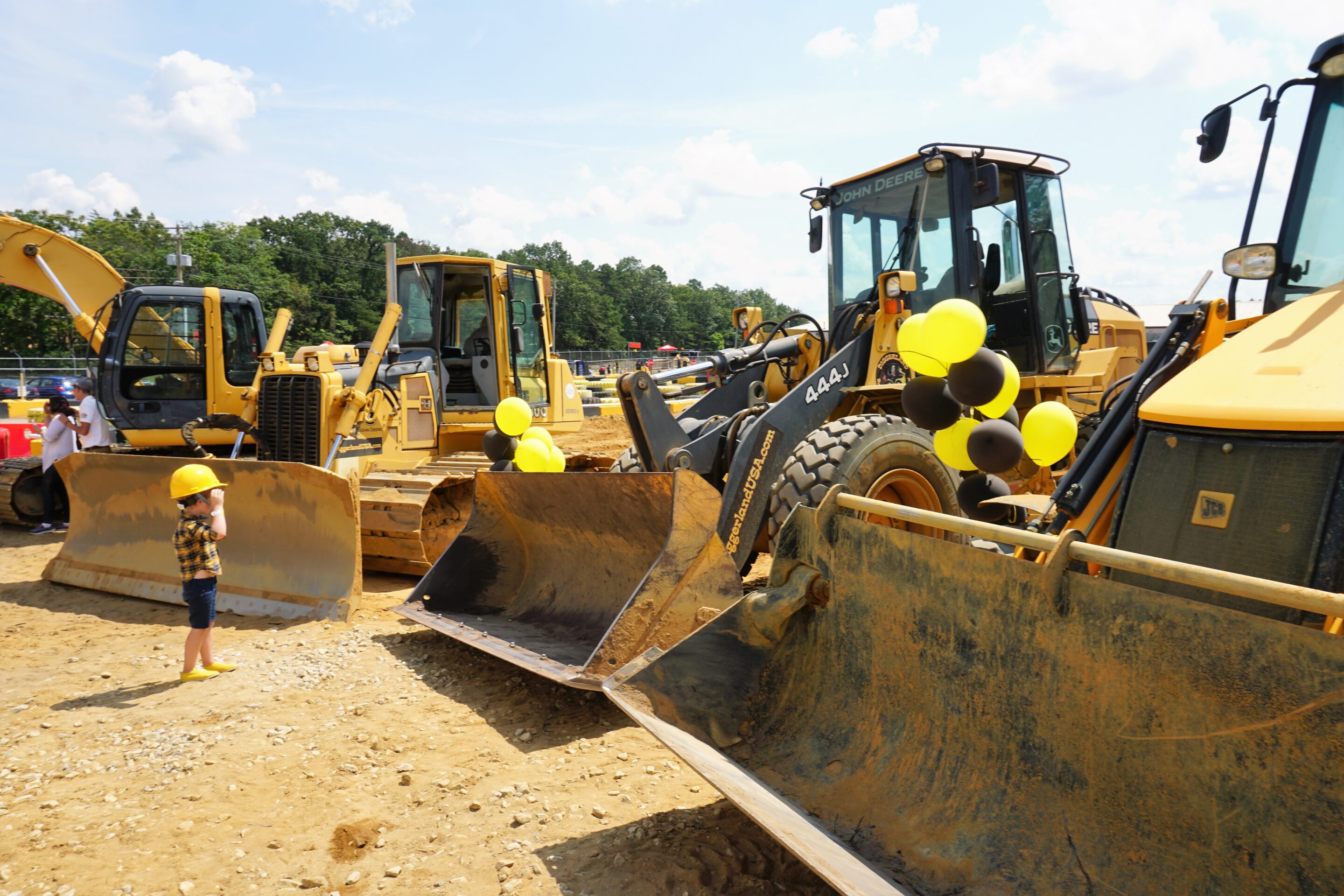 Buckets of Fun – Diggerland Theme Park