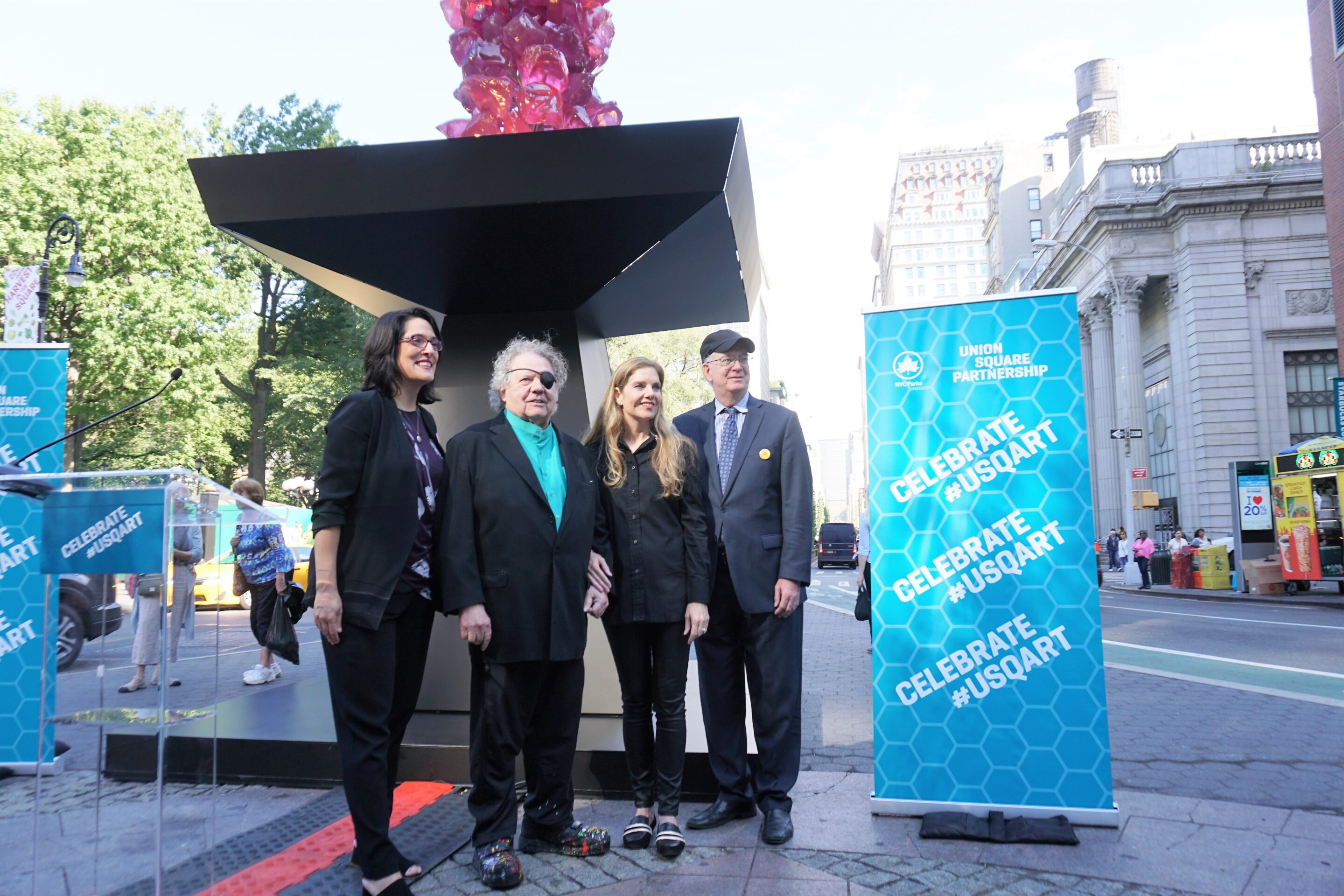 Chihuly in the City - Union Square Sculpture Unveiling