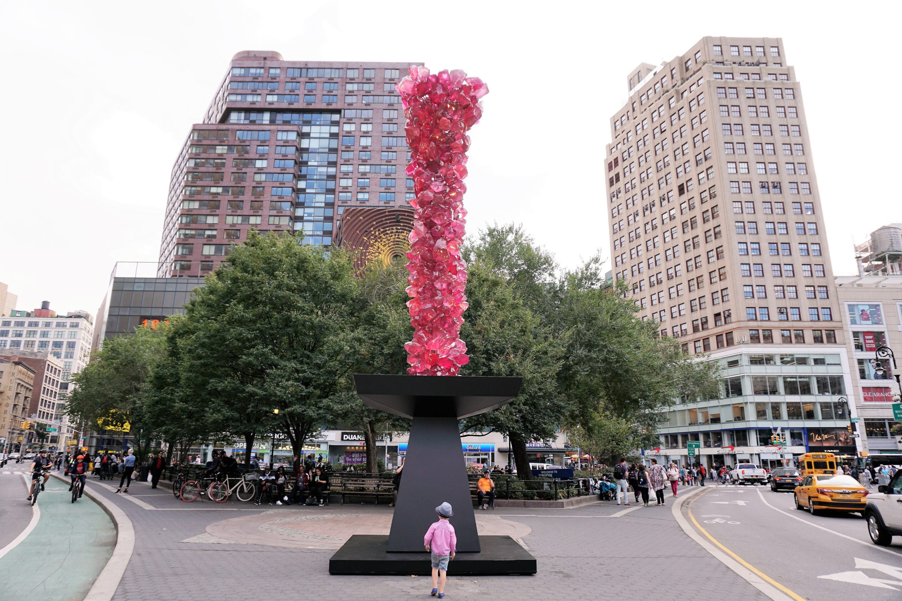 Rose Crystal Tower by Dale Chihuly at Union Square 