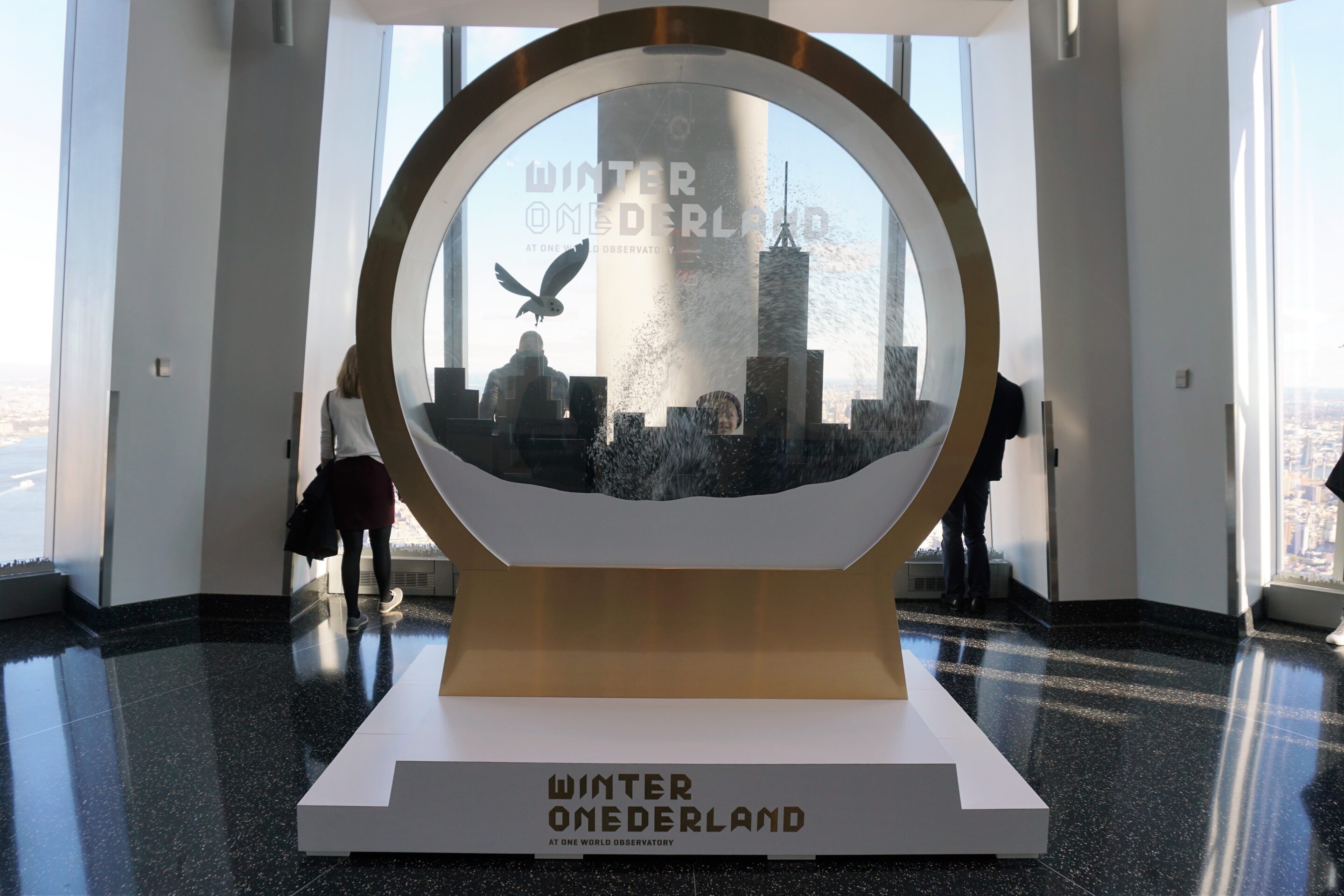 Winter ONEderland Snowglobe at One World Discovery