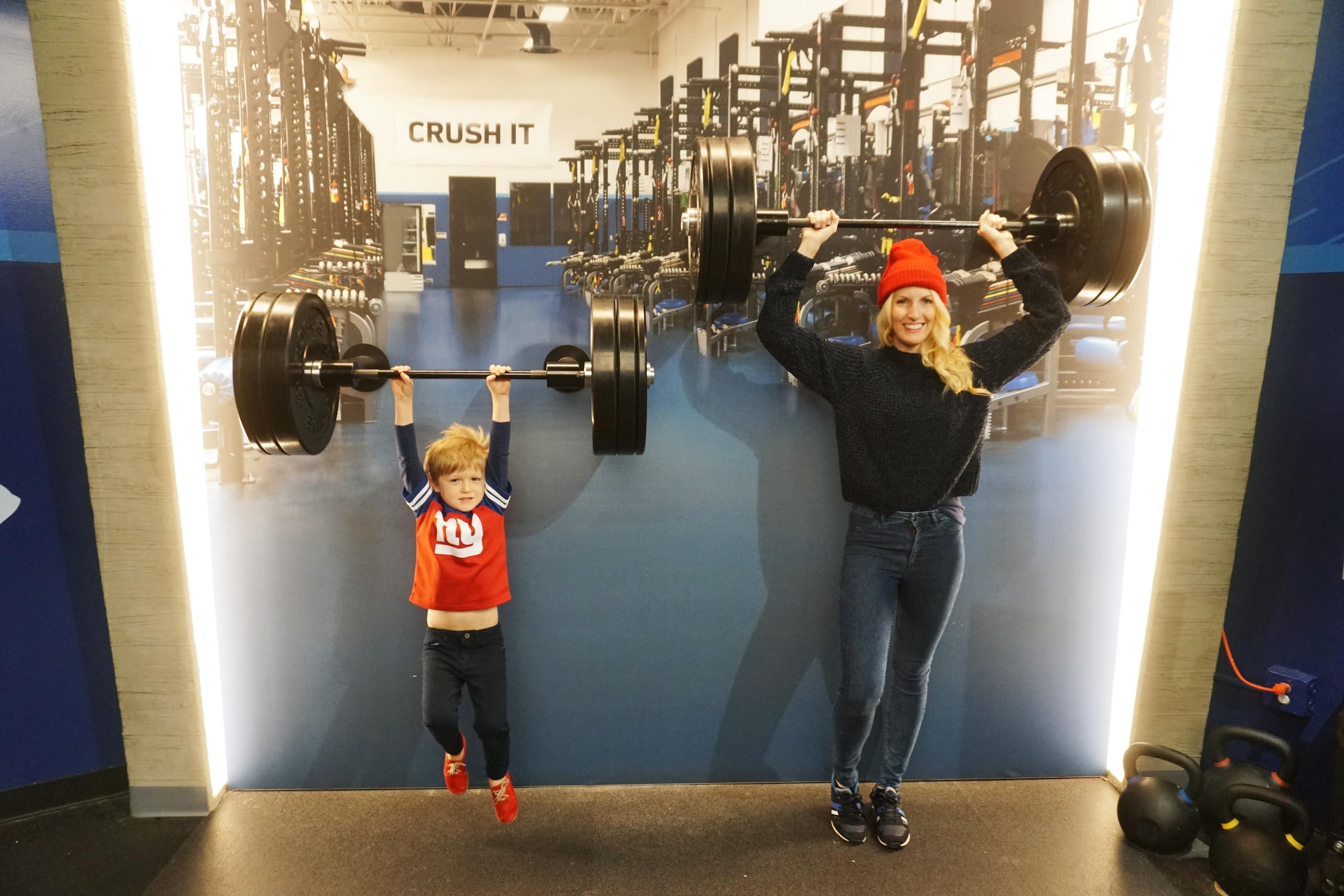 Lifiting weight at the NFL Expereince Times Square