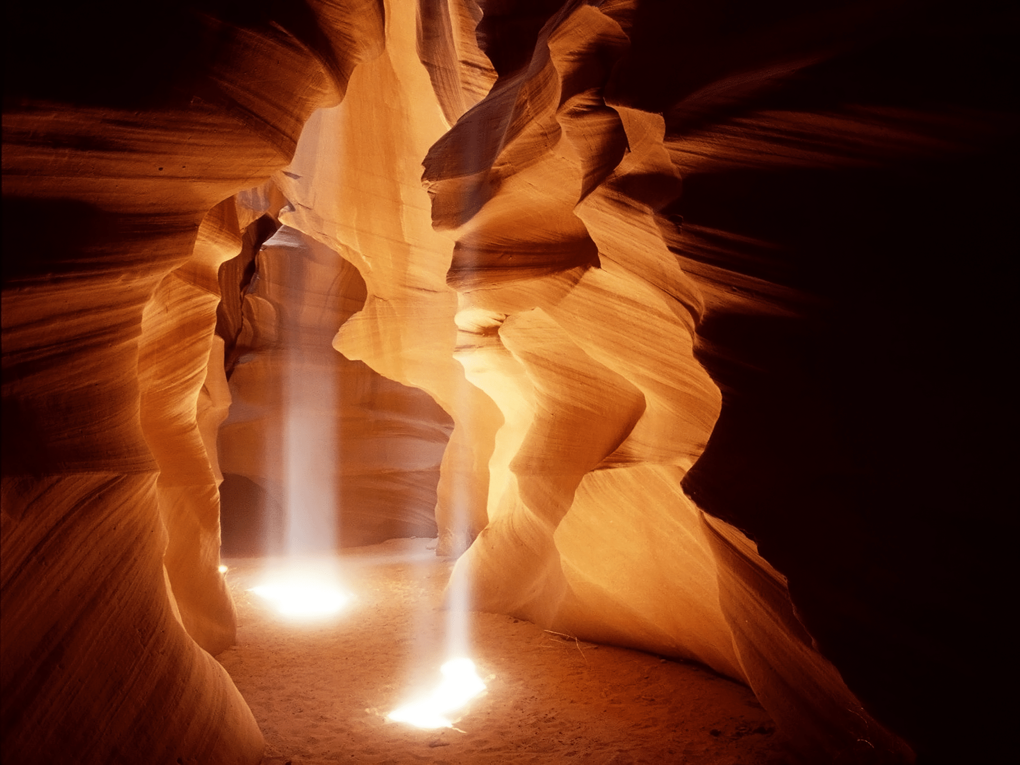 Natural Wonder – Touring Antelope Canyon with the Family