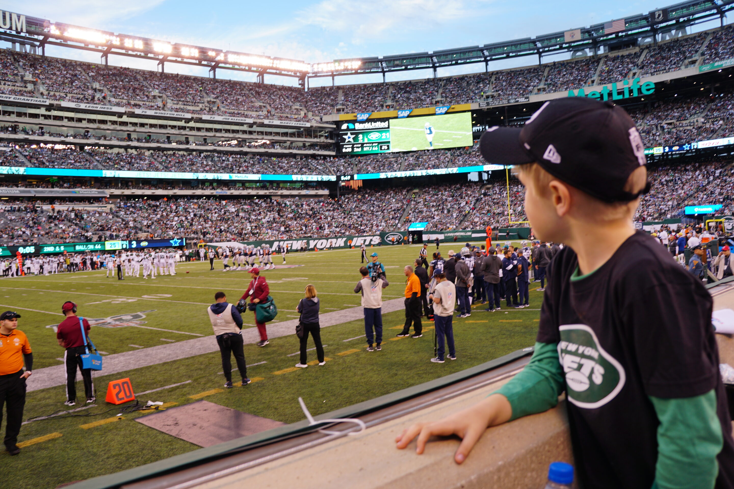 Taking Flight with the Jets – Why a Jets Game is a Must-do with Kids