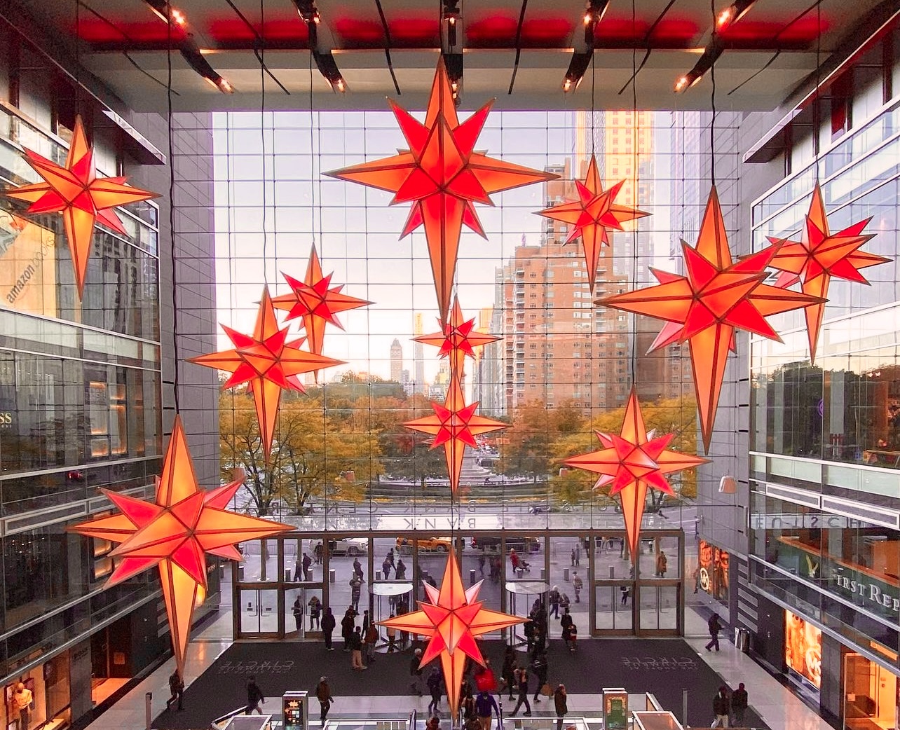 Bright Lights Big City – Best Holiday Light Displays in NYC